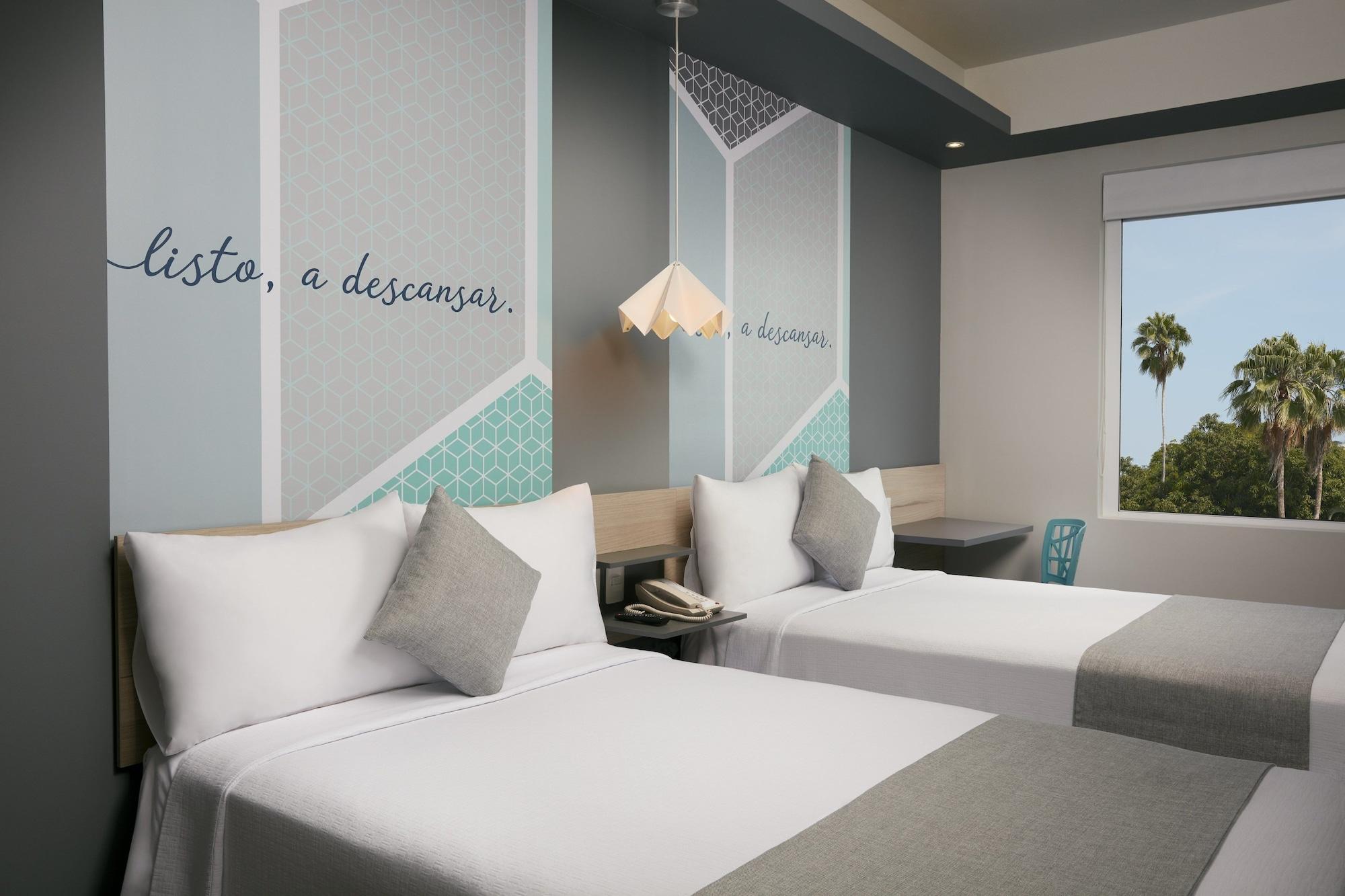 Hotel One Acapulco Diamante Esterno foto